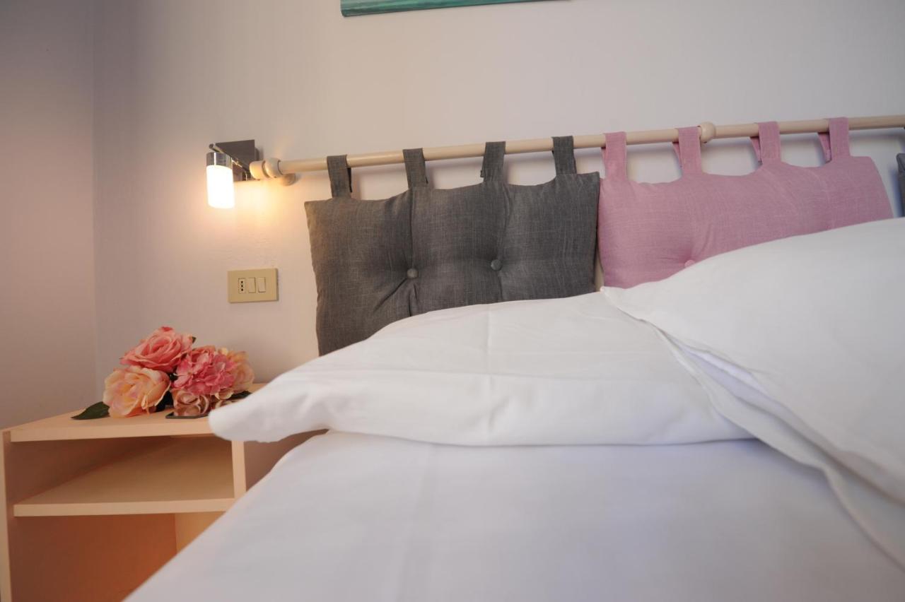 Hotel Le Giare Марина-ди-Пьетрасанта Экстерьер фото